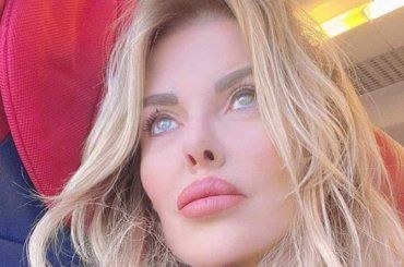 Alba Parietti senza trucco su Instagram: “Bisogna invecchiare per saper essere davvero giovani”