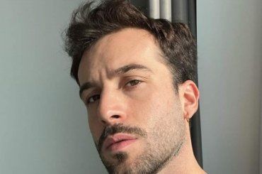 “Ditemi che non siete seri”, duro sfogo di Andreas Muller a pochi giorni dalla nascita delle gemelline