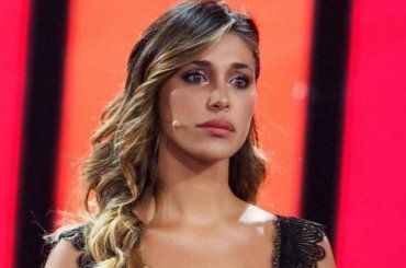 Belen Rodriguez entusiasma i fan: la notizia li riempie di gioia – FOTO