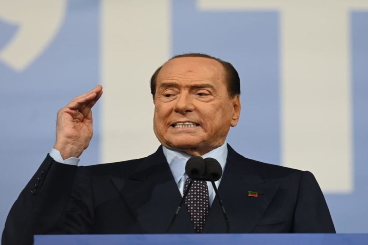 Silvio Berlusconi. Silvio Berlusconi.