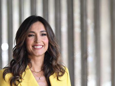 Caterina Balivo svela i suoi segreti di bellezza a Le Iene, ecco cosa fa per mantenere vitalità e freschezza