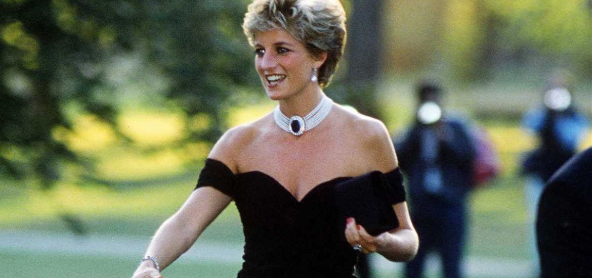 Lady Diana indossa il revenge dress nel 1994.