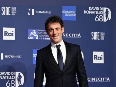 Tintoria podcast: Elio Germano, il volto di Padre Pio, alias Er Pasticca, direttamente da Un Medico in Famiglia