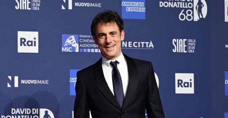 Tintoria podcast: Elio Germano, il volto di Padre Pio, alias Er Pasticca, direttamente da Un Medico in Famiglia