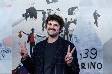 Frank Matano, il dolce gesto della mamma che ha fatto sorridere il comico