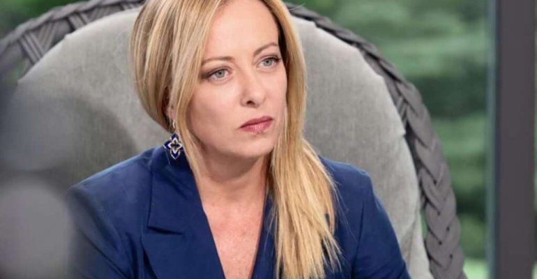 Perché la Meloni si fa chiamare il Presidente del Consiglio? Ecco la spiegazione della conduttrice