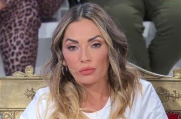 Uomini e Donne, il messaggio di Ida Platano spiazza i fan – FOTO