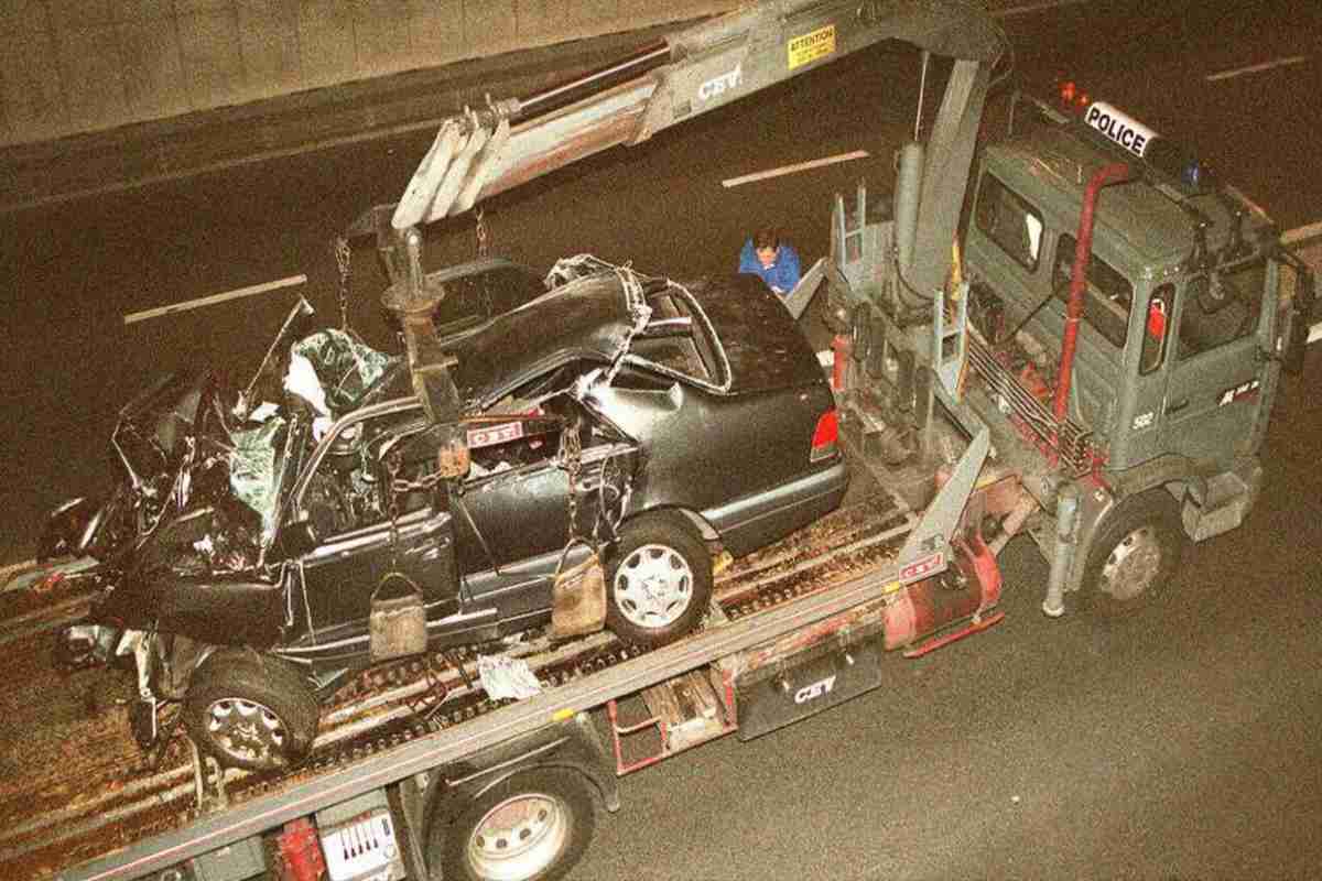 L'auto dell'incidente di Lady Diana.