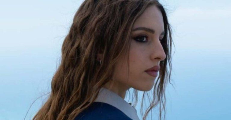 Angelina Mango come non l’avete mai vista, la dedica al fidanzato Antonio