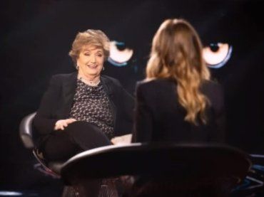 Belve, Mara Maionchi senza freni sul noto cantante: “Non è un obbligo averla” – VIDEO