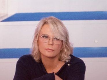 Anticipazioni Uomini e Donne, succede di tutto: rissa sfiorata e un abbandono importante