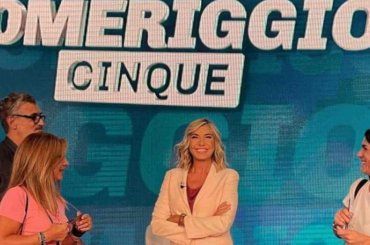Pomeriggio 5, l’affondo di Myrta Merlino alla showgirl: “Perché proprio adesso?”
