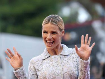 Michelle Hunziker e il premio in Svizzera: le parole toccanti della showgirl su Instagram