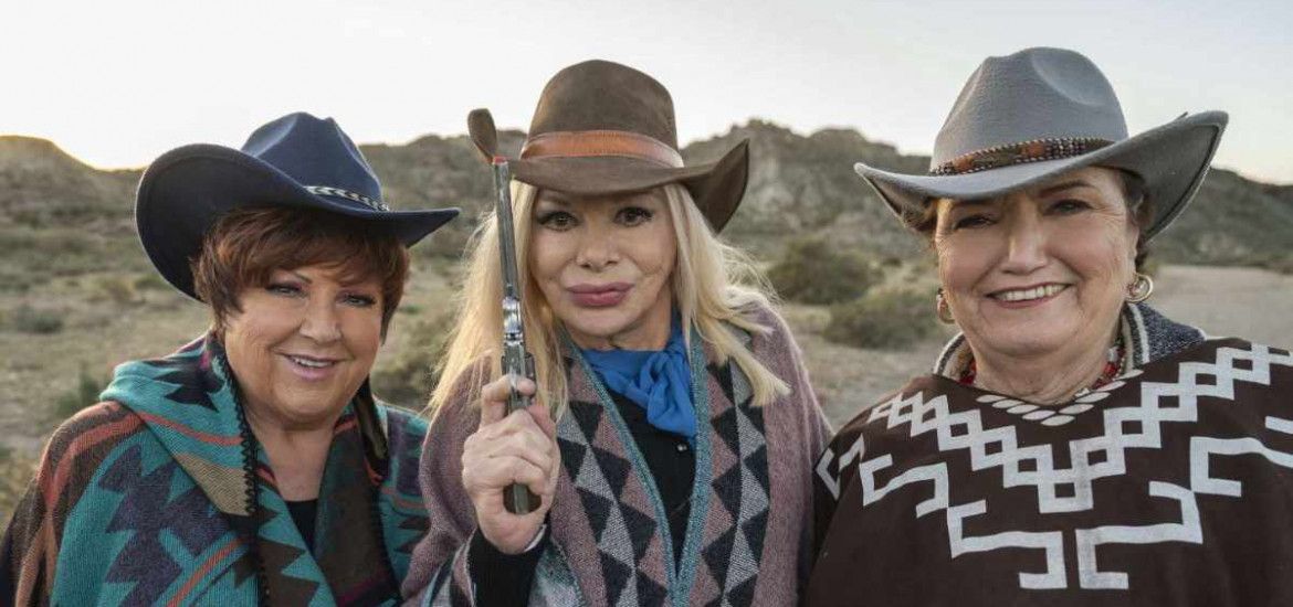 Orietta Berti, Sandra Milo e Mara Maionchi in "Quelle brave ragazze".