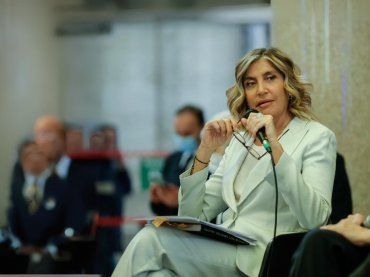 Pomeriggio 5, si ferma Myrta Merlino. La decisione di Mediaset