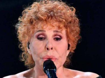 Ornella Vanoni commuove tutti: l’esibizione è da lacrime