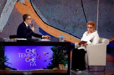 Ornella Vanoni, lo spirito pungente e l’ironia che non conosce limiti di un’icona