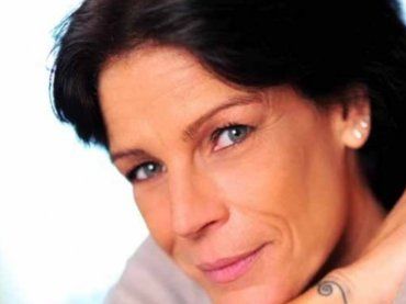 Royal, il cambiamento di Stephanie è drastico: cosa le è successo? – VIDEO