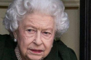Elisabetta II, il momento più doloroso di tutto il suo lungo regno – VIDEO