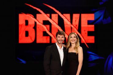 Stefano De Martino a Belve, cosa ha rivelato l’affascinante conduttore