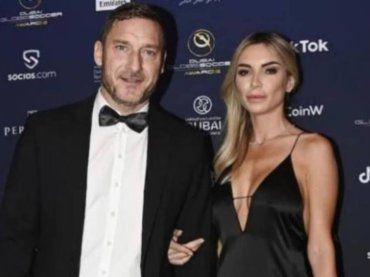 Totti e Noemi, novità in vista per la coppia? La FOTO pare confermare i rumor