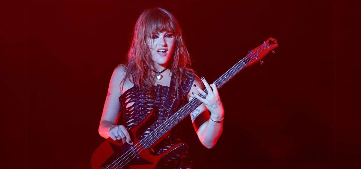 Victoria De Angelis foto ig shok