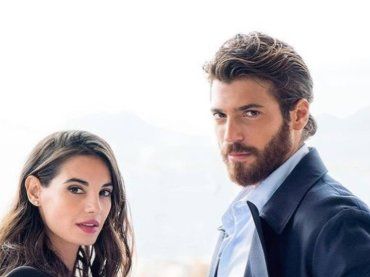 Viola come il mare 2, Berlusconi copia la Rai: la strategia del Biscione