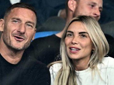 Totti e Noemi, Francesco all’importante evento della compagna: nozze dietro l’angolo?