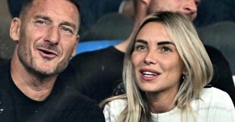 Totti e Noemi, Francesco all’importante evento della compagna: nozze dietro l’angolo?
