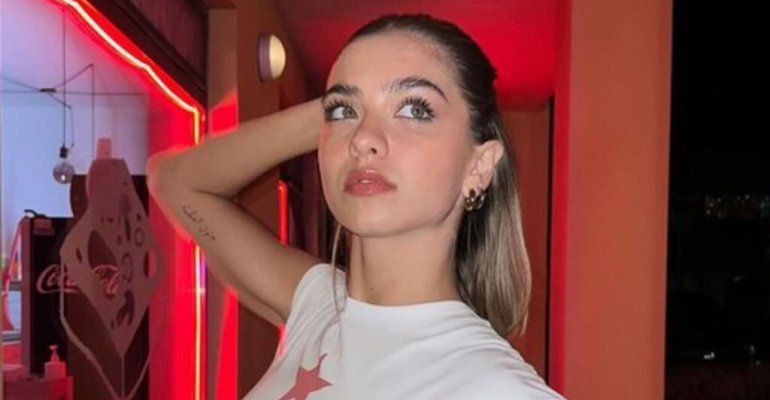 Alessia Lanza, la foto che insospettisce: “scusa se ti ho rubato i boxer”