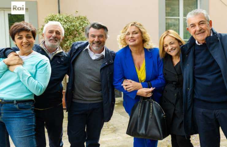 Attori Un posto al sole