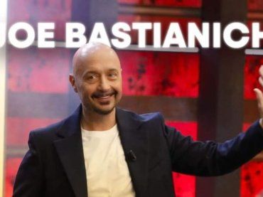 Isola dei Famosi, Joe Bastianich stupisce tutti: cos’ha fatto in piena notte – VIDEO