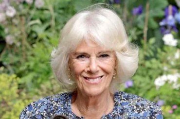 Royal Family, la Regina Camilla prende una decisione inaspettata: sudditi e Carlo III al settimo cielo