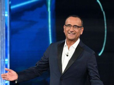 Carlo Conti ignaro, il pericolo nascosto dietro un clic: la nuova truffa online