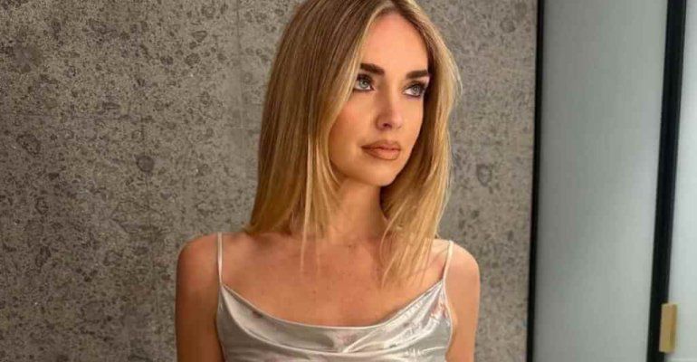 Chiara Ferragni, si allarga la famiglia: la FOTO del pancino è evidente