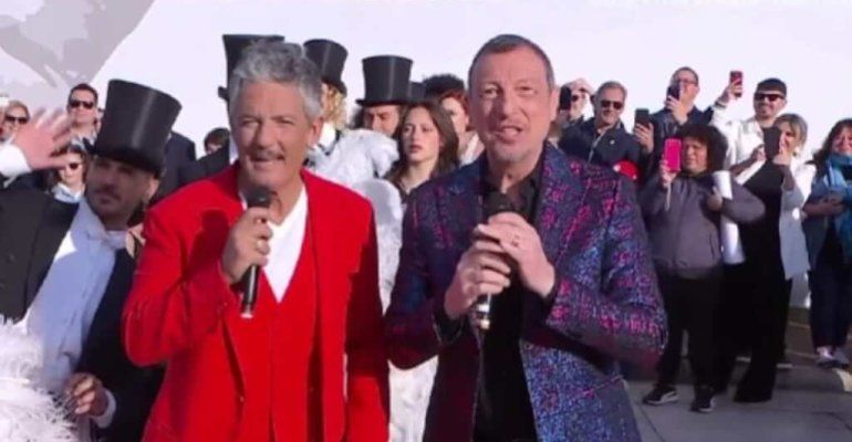 La fine di un’era: Viva Rai2 saluta il pubblico e Fiorello e Amadeus lanciano l’ultima stoccata