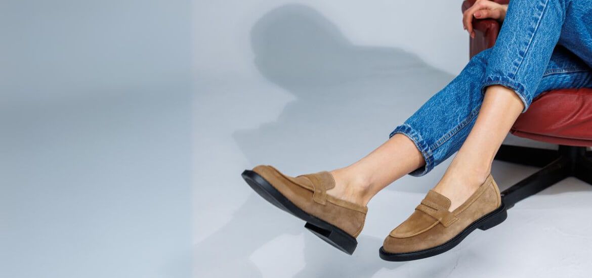 Mocassini e pantaloni abbinamenti