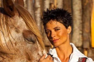 Natalia Estrada, la nuova vita della star de Il Ciclone: “Gli ho detto di no due volte”