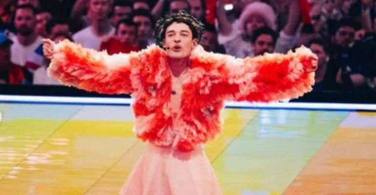 Eurovision Song Contest, vince Nemo, Angelina Mango settima ma ha rischiato grosso