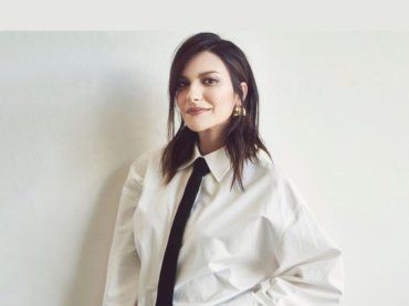 Laura Pausini compie 50 anni, “la cosa essenziale è avvicinarsi alle cose reali”