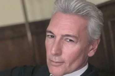 Nozze a sorpresa per Roberto Farnesi di Il Paradiso delle Signore: chi è la (bellissima) sposa