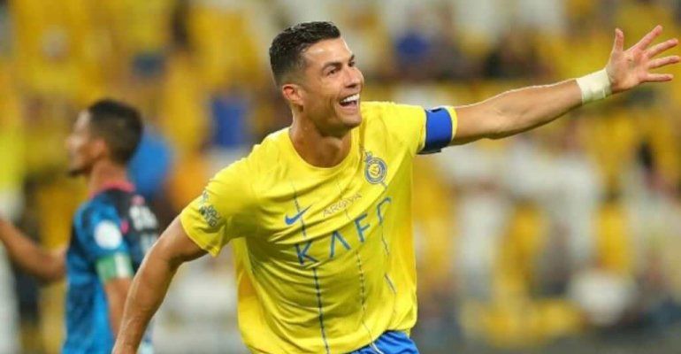 Cristiano Ronaldo, ma cosa fa? Il segreto del bomber per apparire al meglio – FOTO