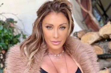 Sabrina Salerno, che imbarazzo a L’AcchiappaTalenti! Ha rischiato di mostrare tutto – VIDEO