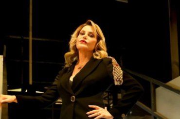 “Hai ancora lo sguardo da serpente?”, la domanda di Simona Ventura le costa “cara” – VIDEO