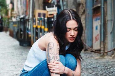 Mare Fuori, Maria Esposito sbanca i social con il nuovo look – FOTO