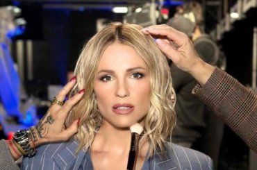 “Pretty in pink”, Michelle Hunziker è uno splendore: “Un sogno” – FOTO