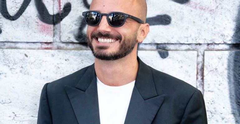 Come si mangia nel ristorante di Nicolas Vaporidis, l’esperienza su Tik Tok