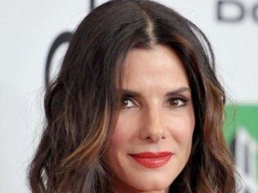 Sandra Bullock, l’attrice protagonista di un amore travagliato e romantico
