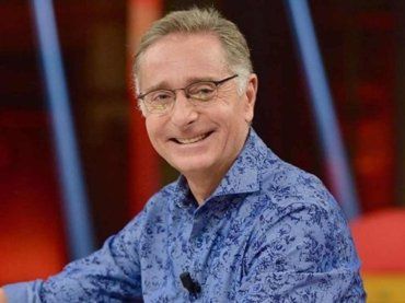 Paolo Bonolis nel vortice di Temptation Island…l’hanno trovato con lei..