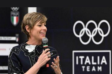 Federica Pellegrini, perché il nuovo taglio da mamma sexy è super cool